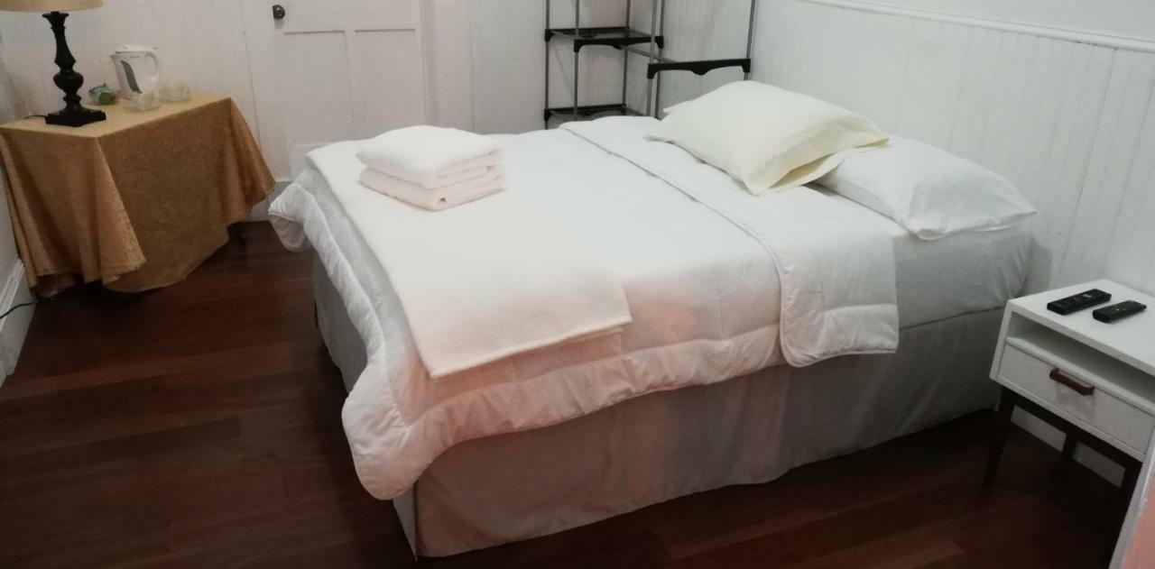 Casa Mayela Guest House Сан-Хосе Екстер'єр фото